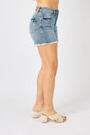 Judy Blue Yanis Hi-Lo Hem Shorts 150206