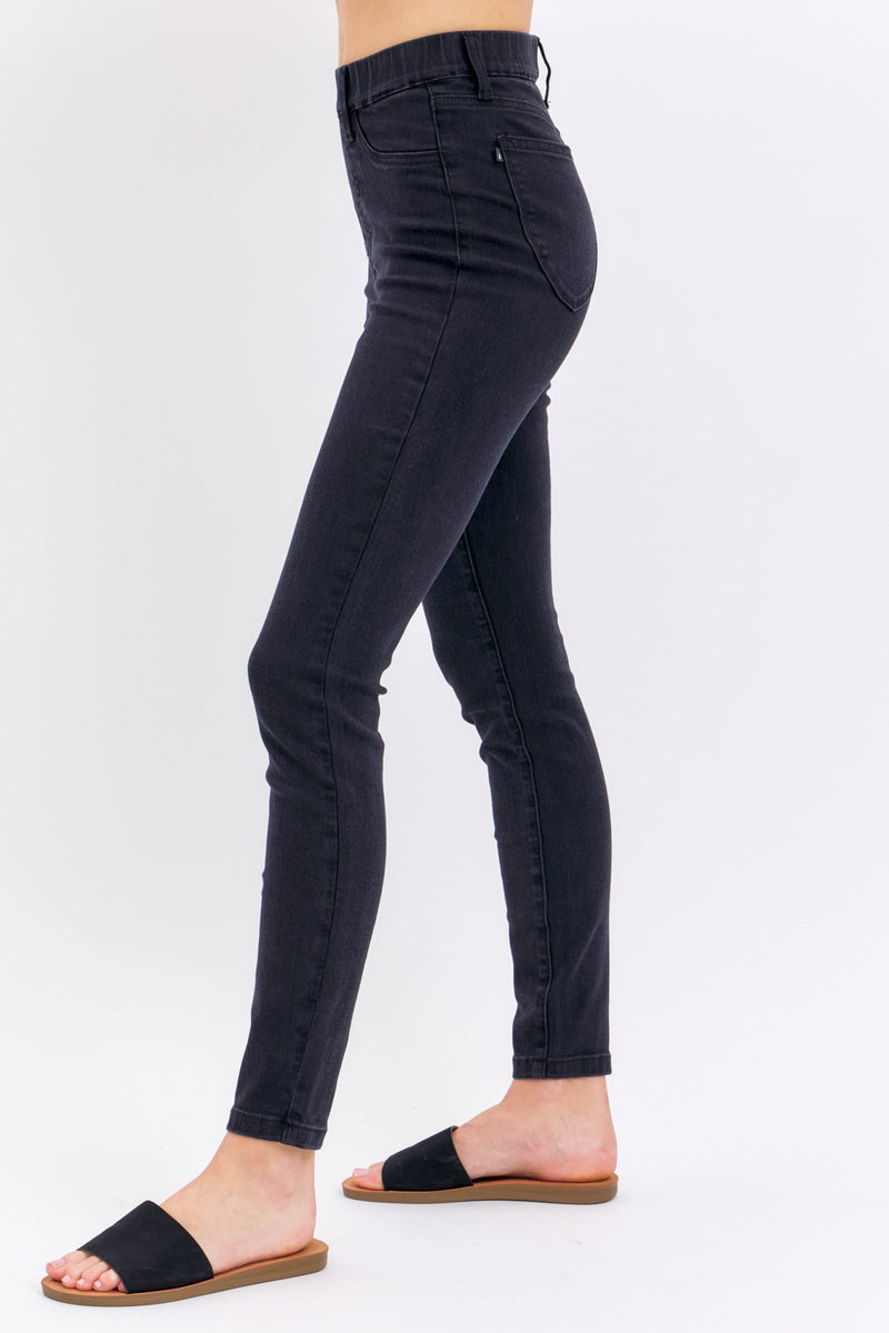 Judy Blue Black HW Pull On Shield Pockets Skinny 88581