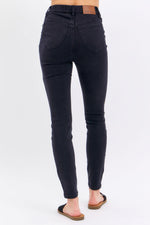 Judy Blue Black HW Pull On Shield Pockets Skinny 88581