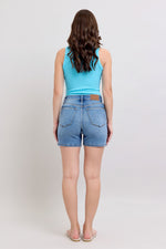 Judy Blue MD 2 Button Mid Length Dad Shorts 15299