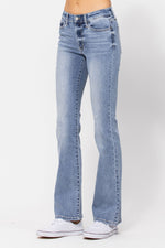 Judy Blue Ivy Mid-Rise Bootcut